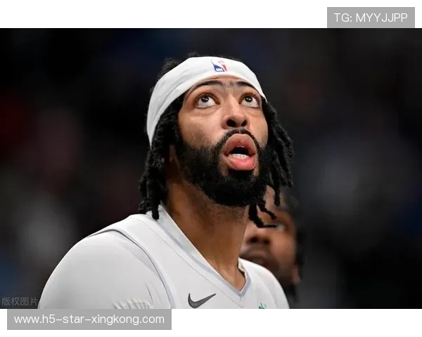 戴维斯篮下压制力十足,湖人稳稳守住优势